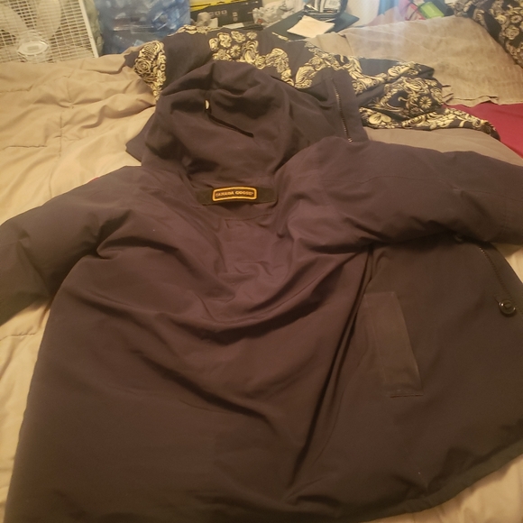 Winter jacket Canada goose - Picture 4 of 5